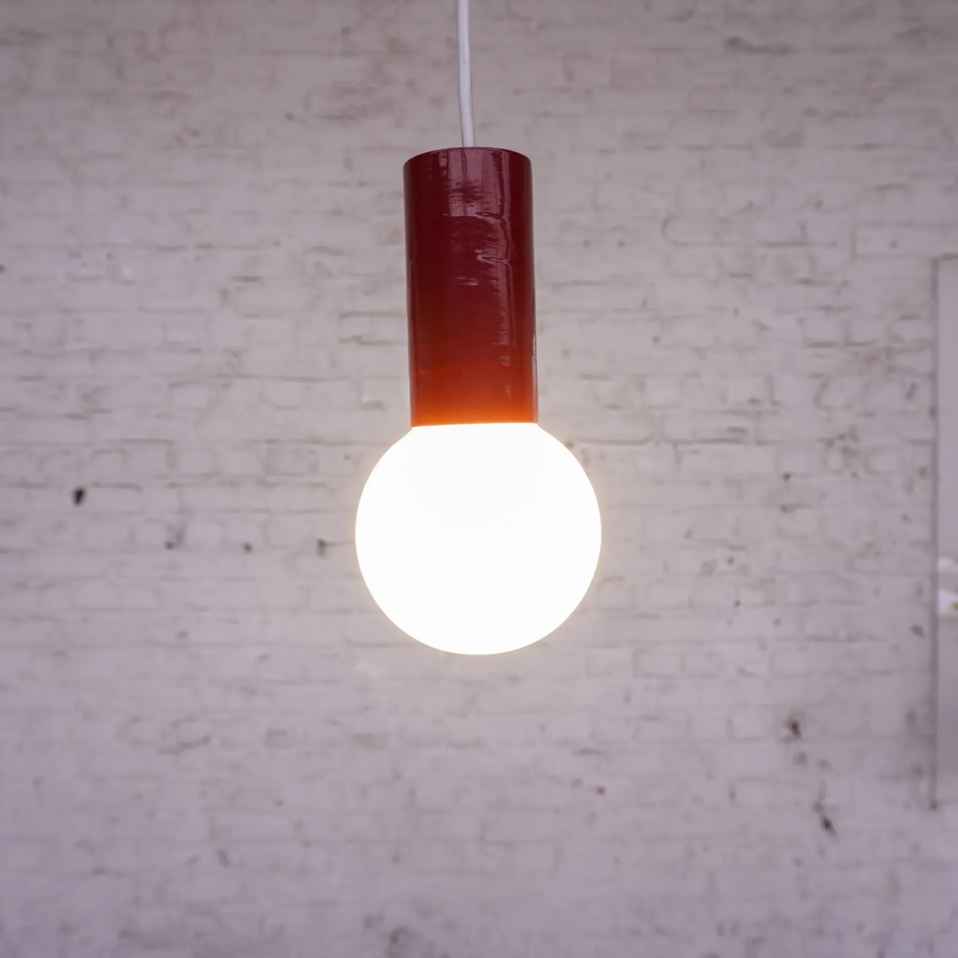 Hanging light 'Puccini' (purple red)