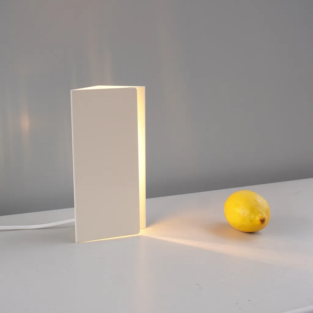 Light object 'Beekkant' (small, light ivory)